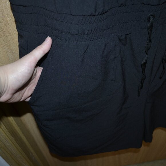 NWT Torrid Active Stretch woven active romper with surplice back & pockets - Picture 8 of 13